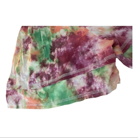 Tie Dye Drawstring Shorts with Side Slit Pockets - Picture 10 of 10